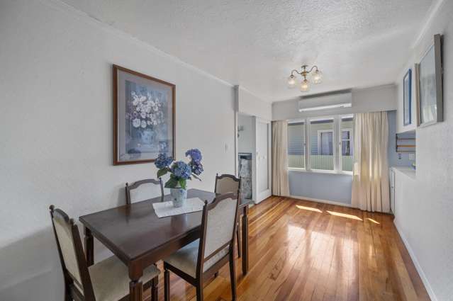 32 Harold Holt Avenue Onekawa_1