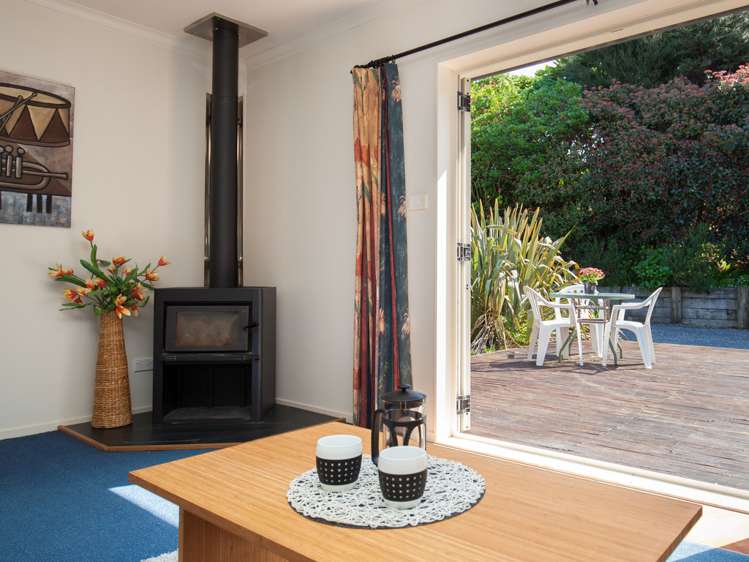 19 Tutchen Avenue Raglan_3