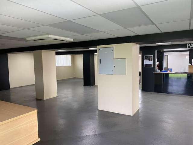 52 & 54 Vaughan Road Ngapuna_4