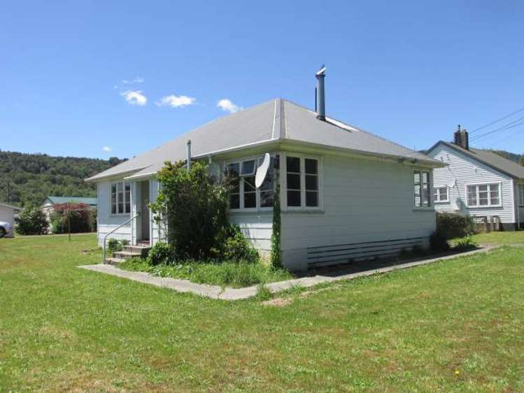 19 Victory Street Reefton_14