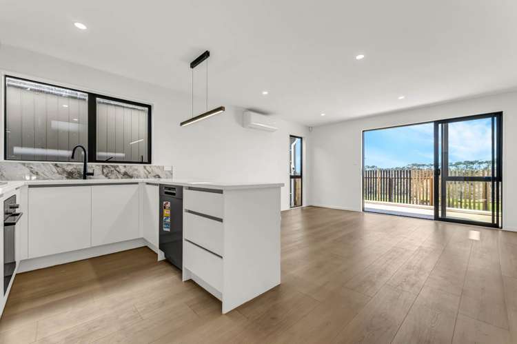 38 Paretao Street Massey_5