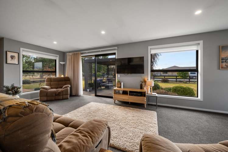 77 Larch Crescent Alexandra_17