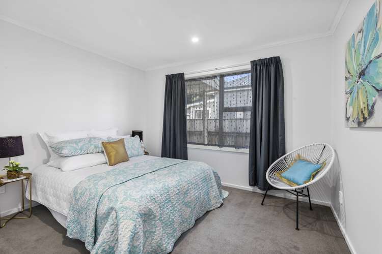 31 Riddlers Crescent Petone_6