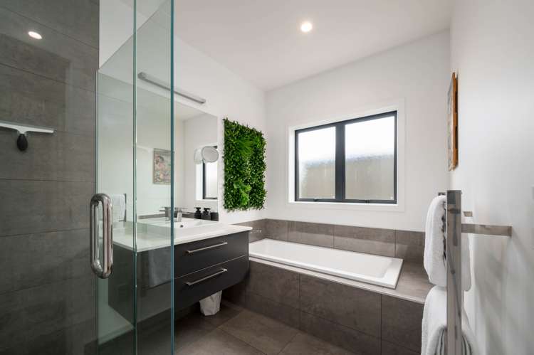 12 Benmore Place Poraiti_8