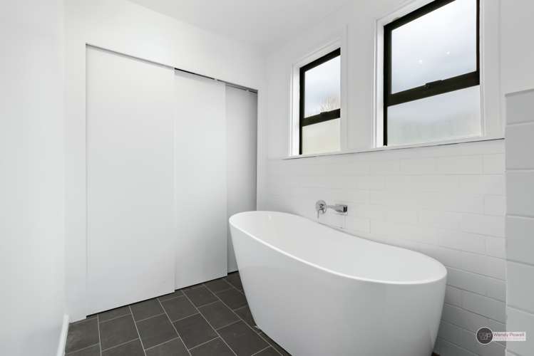 61 Shearer Crescent Naenae_12