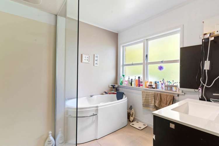 105 Macleans Road Bucklands Beach_37