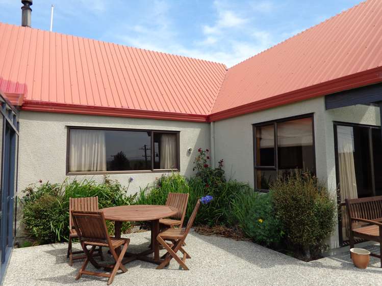 25 Rata Street Kaka Point_24