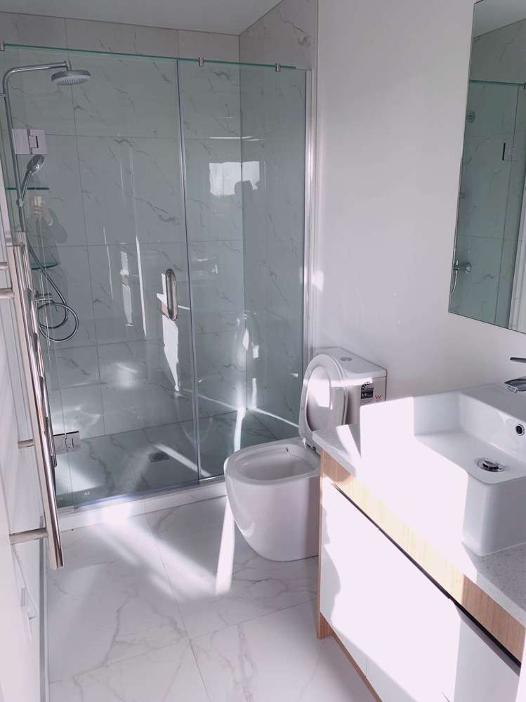 5 Puhakehake Place Flat Bush_6