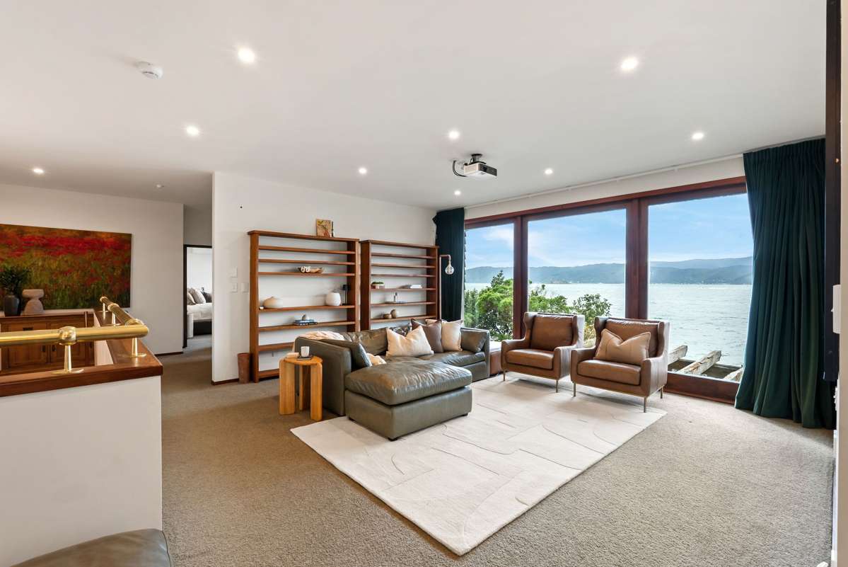 423 Karaka Bay Road_3