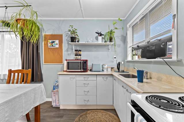 8 Omori Place Castlecliff_4