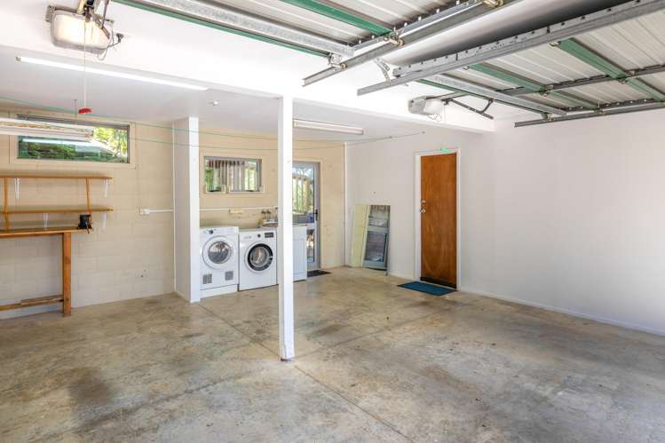 15A Erua Road Ostend_35