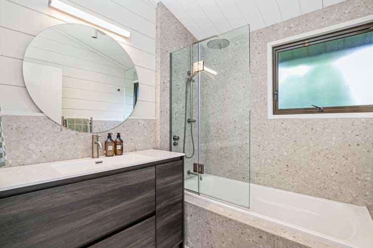 5b Corolu Place Conifer Grove_14