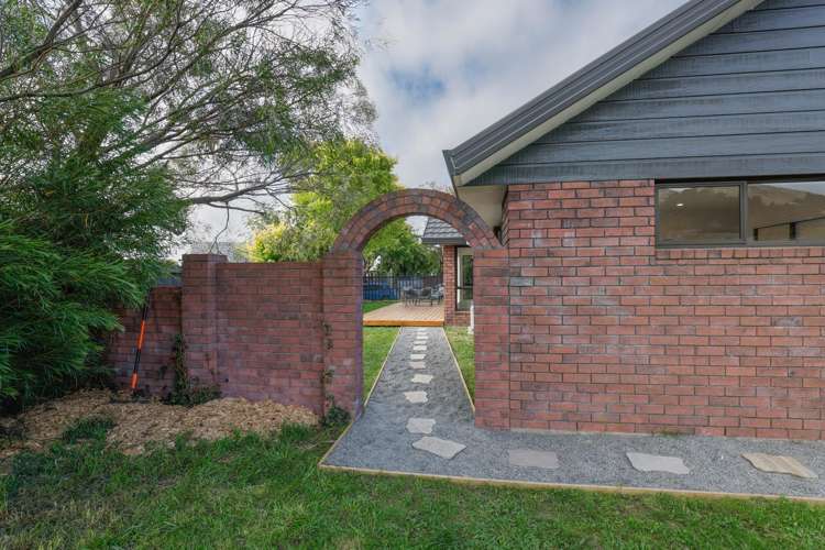 51 Laing Crescent Heathcote Valley_12