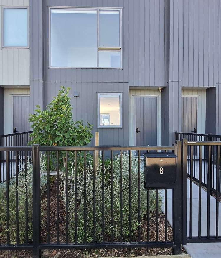 8 Park Green Avenue_0