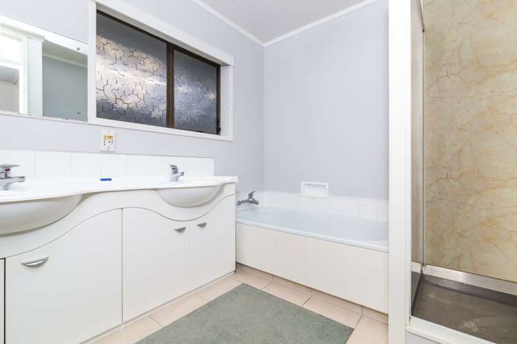 2/19 Boundary Road Waipahihi_11