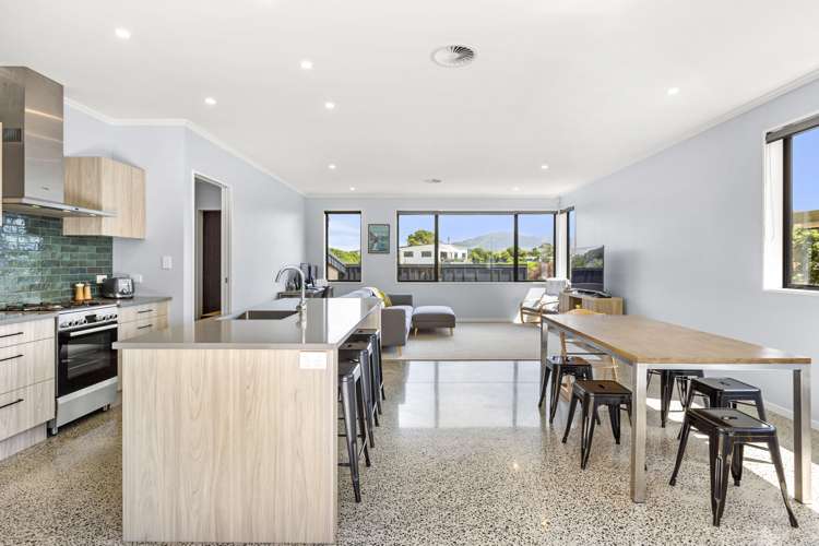 14 Seabreeze Way Raglan_4