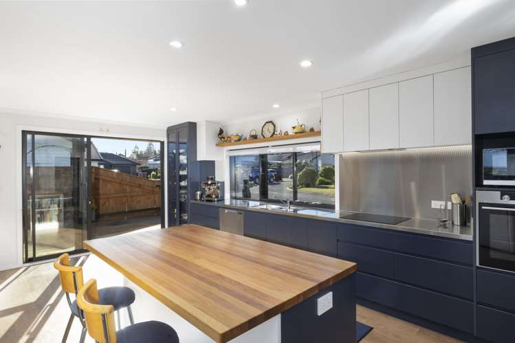 21 Tarata Grove Masterton_5