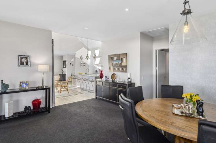 8 Jojos Way Lynmore_14