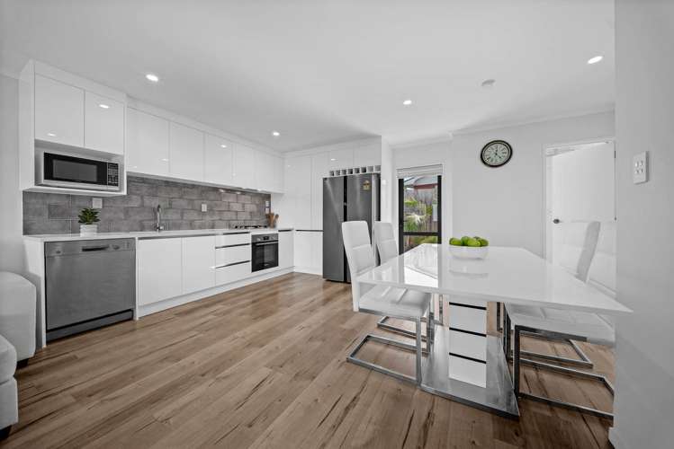 75D Woolfield Road_1