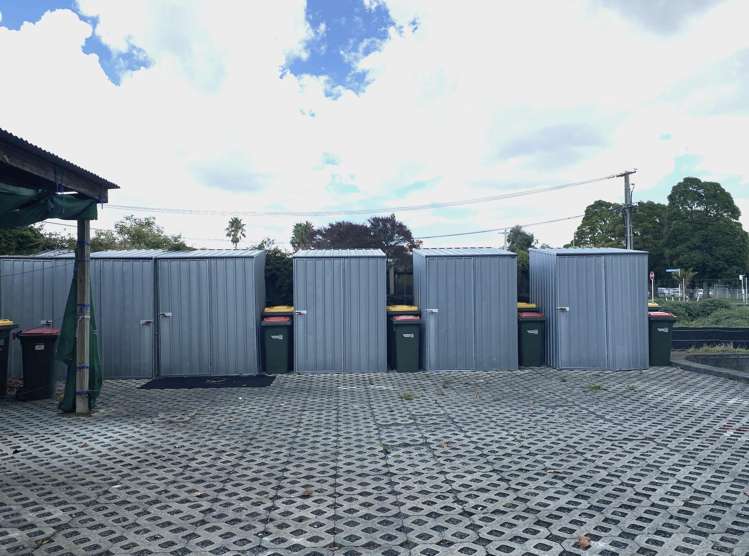 Units 1-6/200 Pilkington Road Point England_19