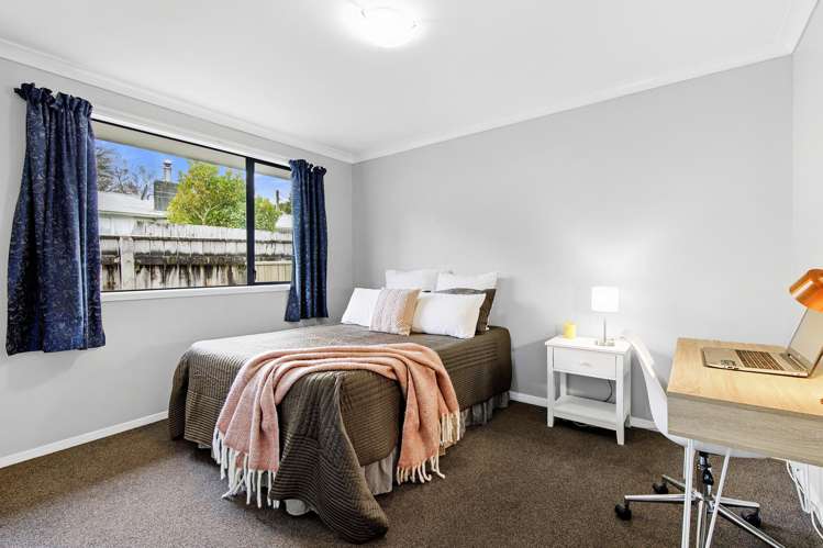2/7 Norana Road Maoribank_10