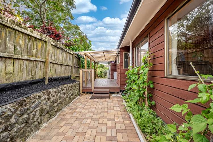 12 Channing Crescent Botany Downs_33