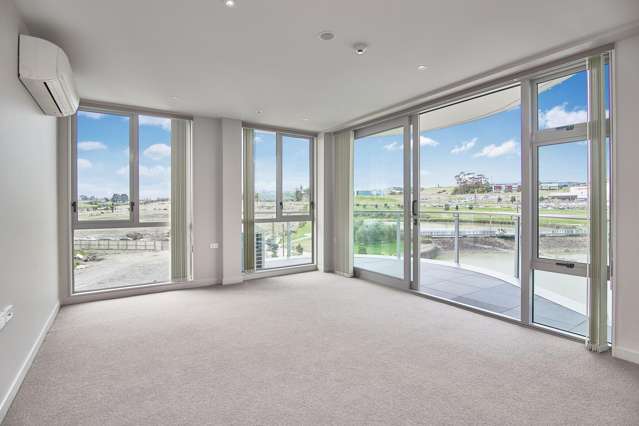 304/5 Rose Garden Lane Albany_1