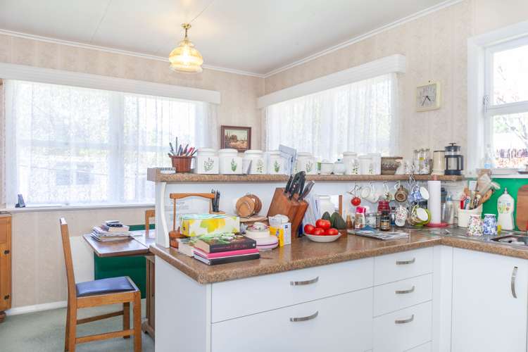 12 Lake Crescent Takaka_12