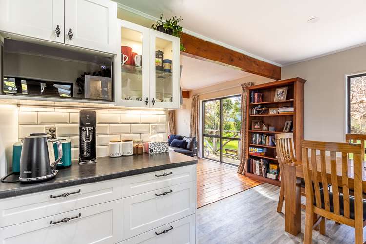 323 Mazengarb Road Paraparaumu_6