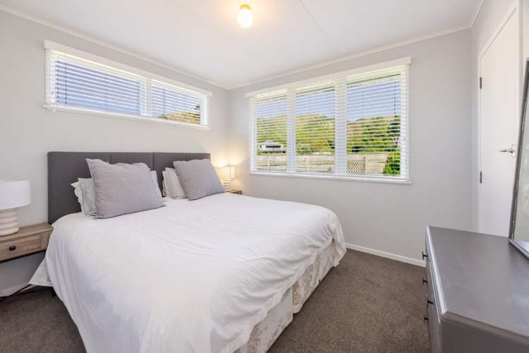 15 John Ross Place Kairakau Beach_3