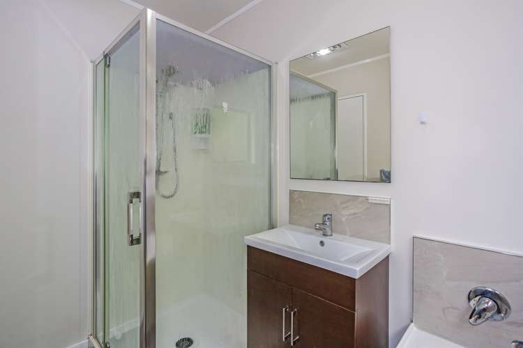 11 View Road Papakura_11