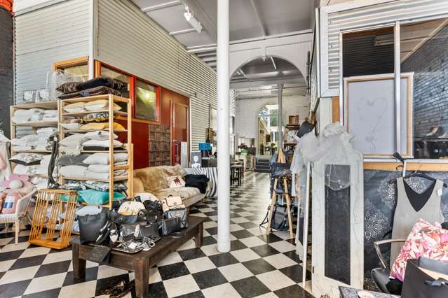 224 Broadway Marton_2