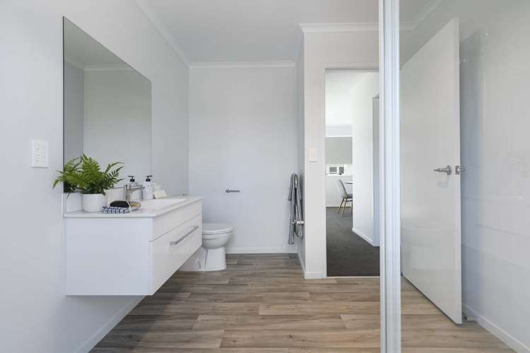 20b Twentyfirst Avenue Gate Pa_8