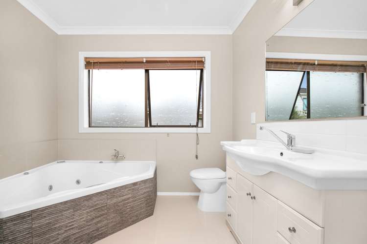 40 Saint Annes Crescent Wattle Downs_10