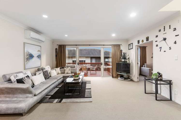 7 Woolaston Place Flat Bush_19