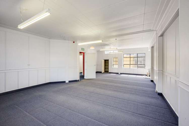 119 Queen Street East Hastings Central_12