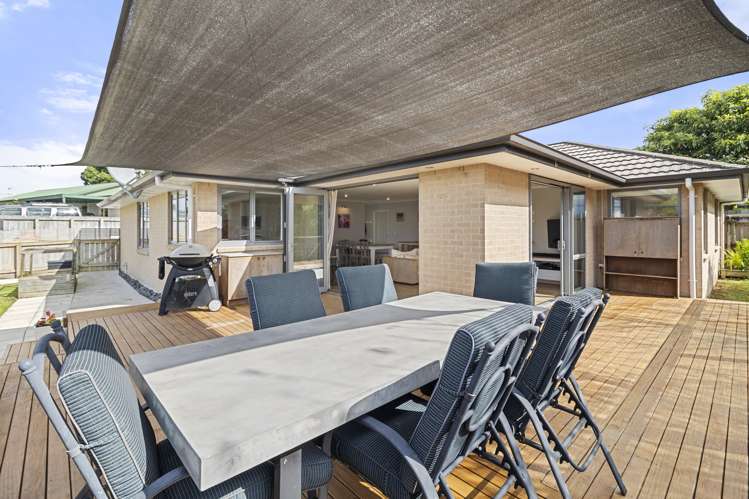 113 Edinburgh Street Pukekohe_16