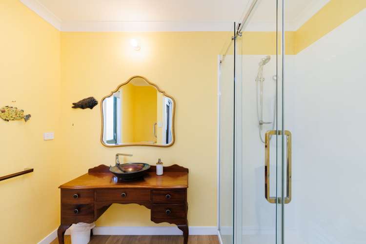 121 Cashmere Drive Fitzherbert_17