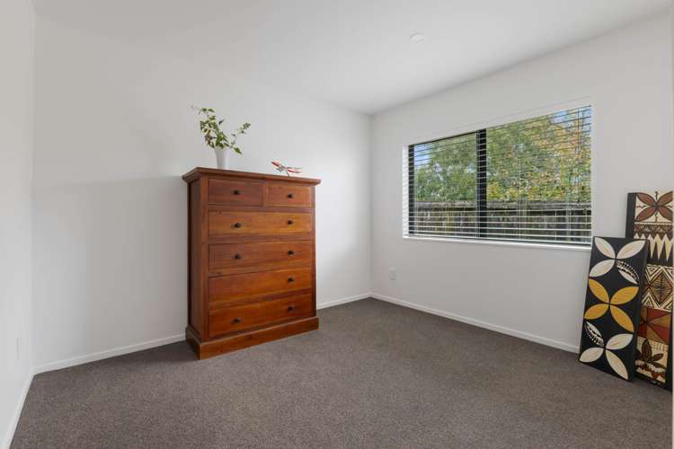 37 Boyd Avenue Mangere Bridge_17