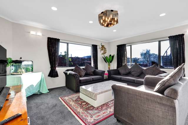 5d James Drive Bell Block_2