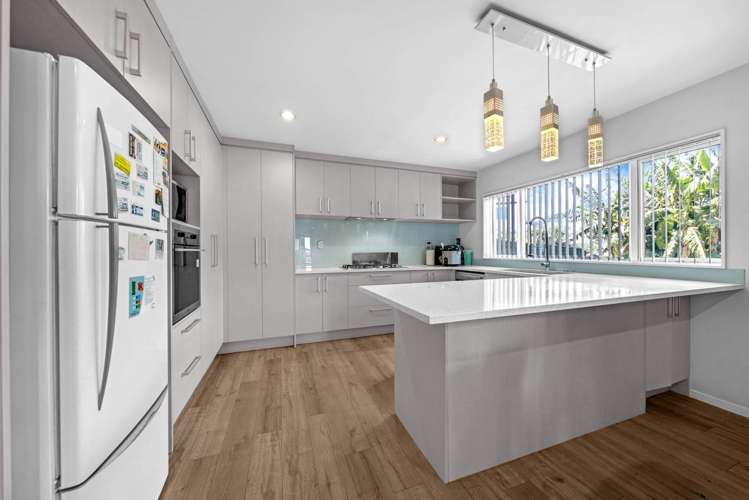 16 Kereru Rise Papakura_9