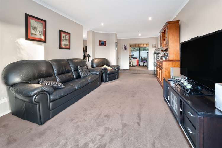 28 Hawaiian Parade Arkles Bay_8