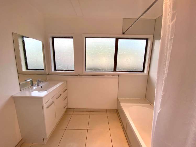 67A Bairds Road Otara_10