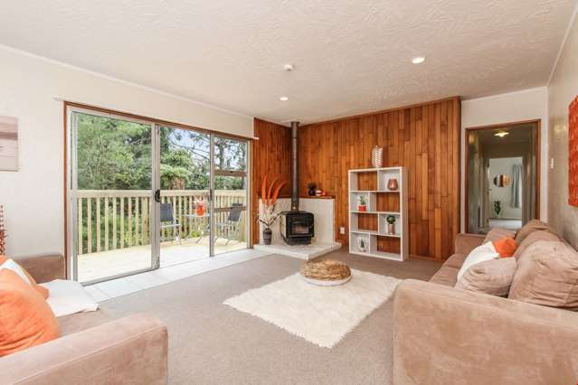 71 Metcalfe Road Ranui_2