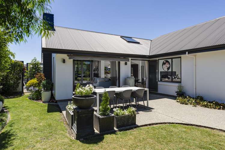 36 Cambelldon Crescent Stoke_3