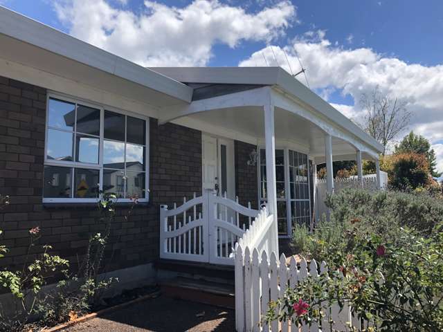 84 Granville Drive Massey_2