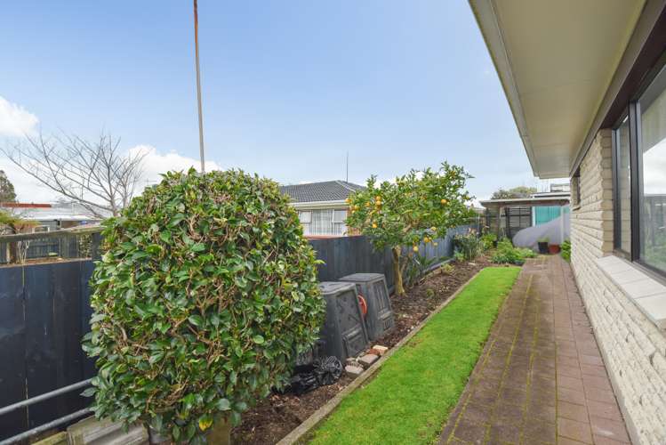 48a Robertson Street Glenholme_11
