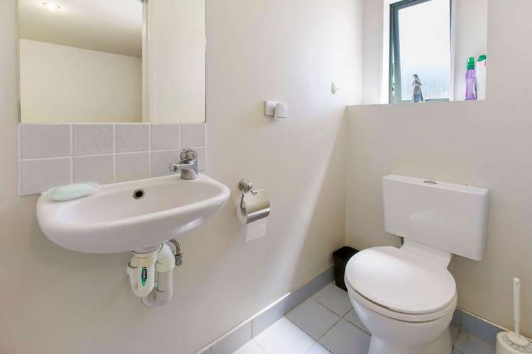 16 Waterside Crescent Gulf Harbour_11