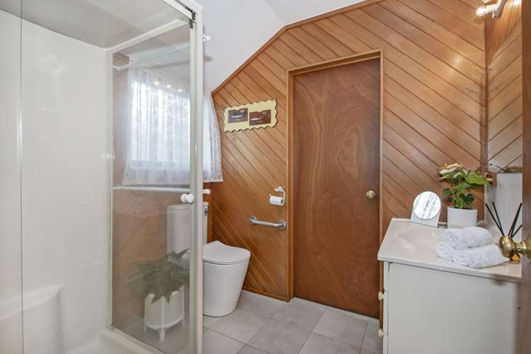 2 Brentwood Avenue Kamo_16