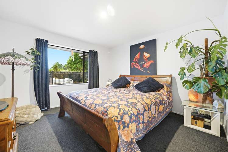 21 Taranaki Drive + 22 Hewitts Road Woodend_12